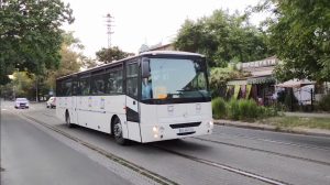 Bus Kéolis - Association Narbonne ukraine Expédition d’un bus KEOLIS, de 94 cartons de petit matériel médical et de 24 matelas
